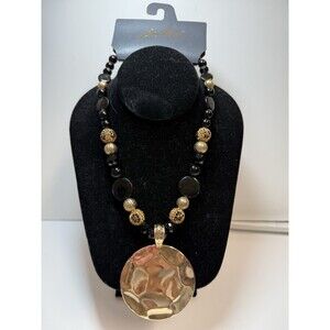 Jules Hammered Round Pendant Black Gold Animal Print Statement Necklace New